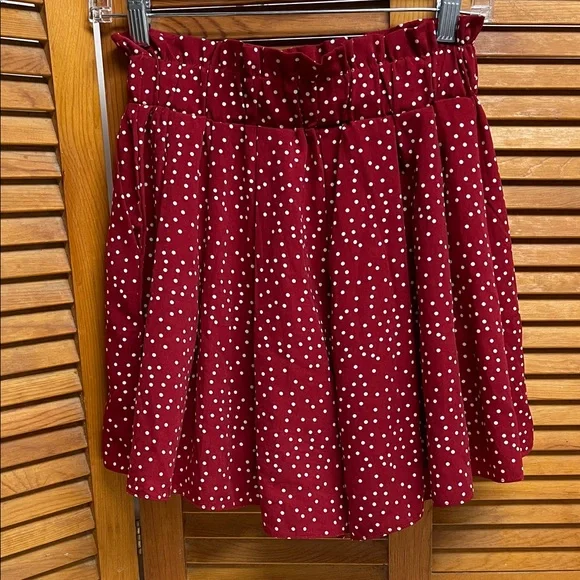 Red Polka Dot Pleated Mini Skort - Picture 3 of 8